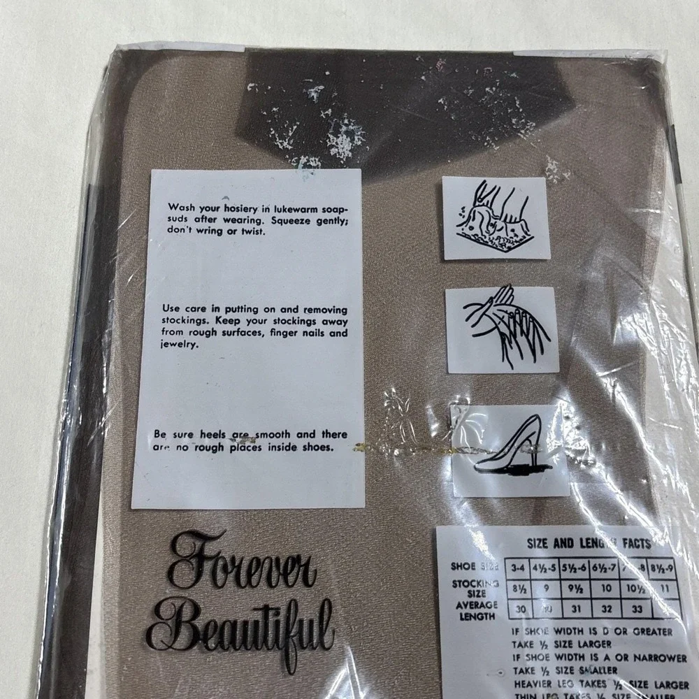 Vintage 1960s Coffee Stretch Nylon Pantyhose Forever‎ Beautiful Size 10.5